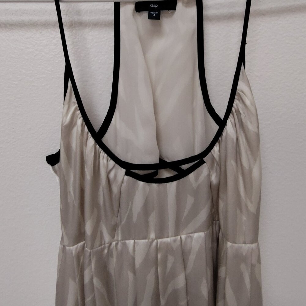 Share ✨ GAP Scoop Neck Maxi Dress – Size 4 ✨